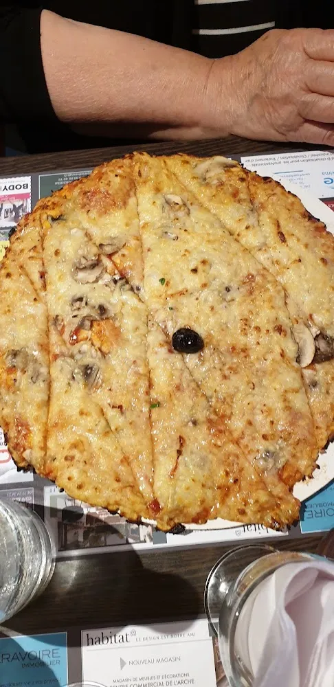 Pizza Fromage Champignons Jambon